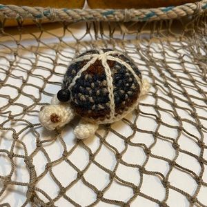 Crochet Cream & Blue Lava Bead Essential Oil Diffuser Gopher Turtle Ornament SK